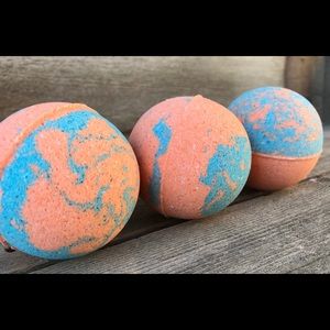 Monkey Farts’ Bath Bomb